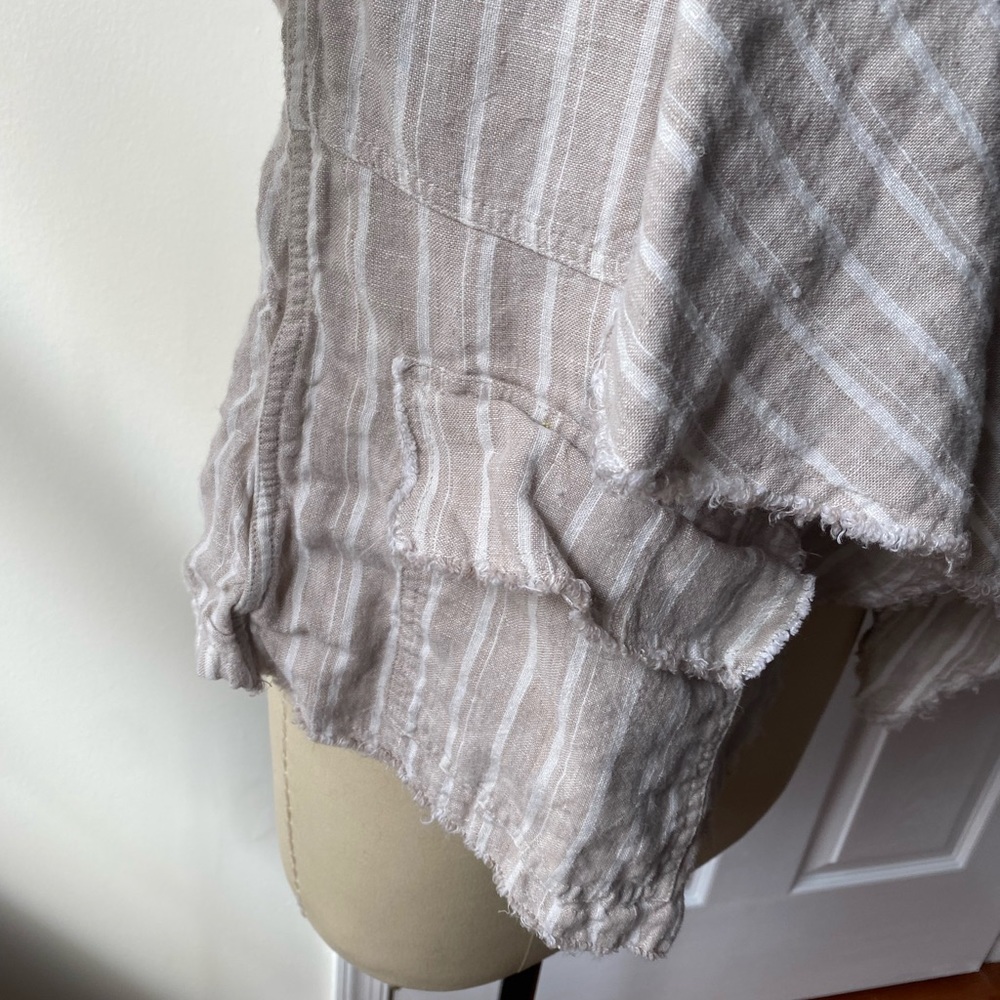 Linen Jacket With Unfinished Edges - image 3